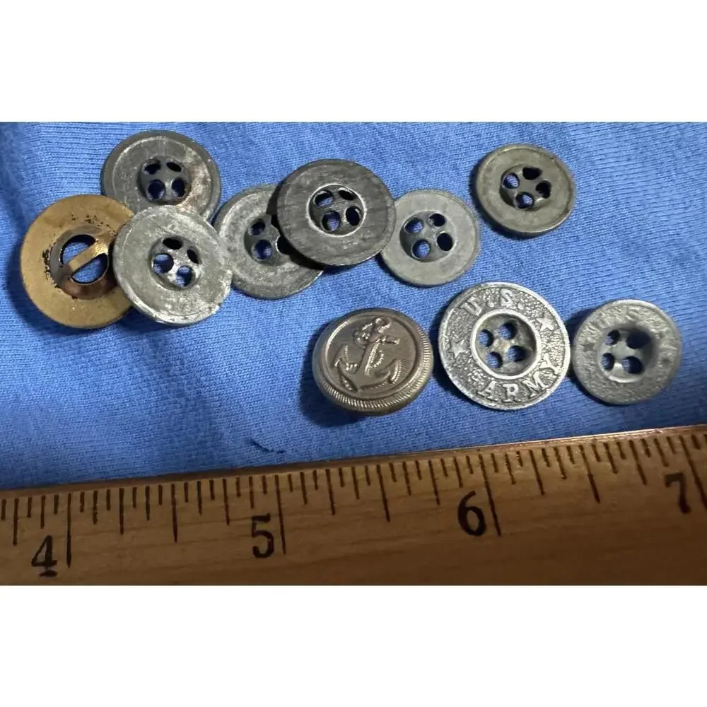 Lot of 18 Vintage U.S. Army Military Buttons World War I to Modern Era